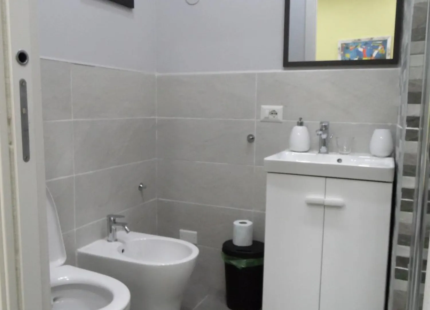 Mithra Apartment Centro Storico Naples